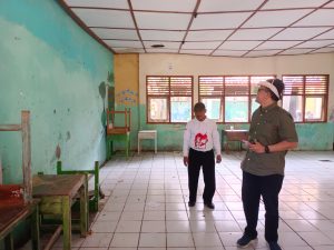 Berharap segera jadi ruang kelas baru yang nyaman