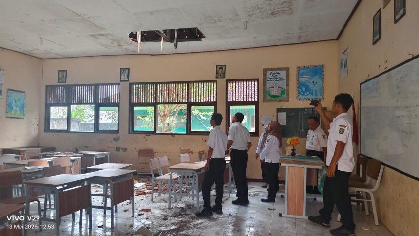 SMPN 2 Banjarejo Dapat Revitalisasi